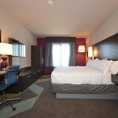 Holiday Inn Express & Suites Oklahoma City Mid - Arpt Area By Ihg Exteriör bild