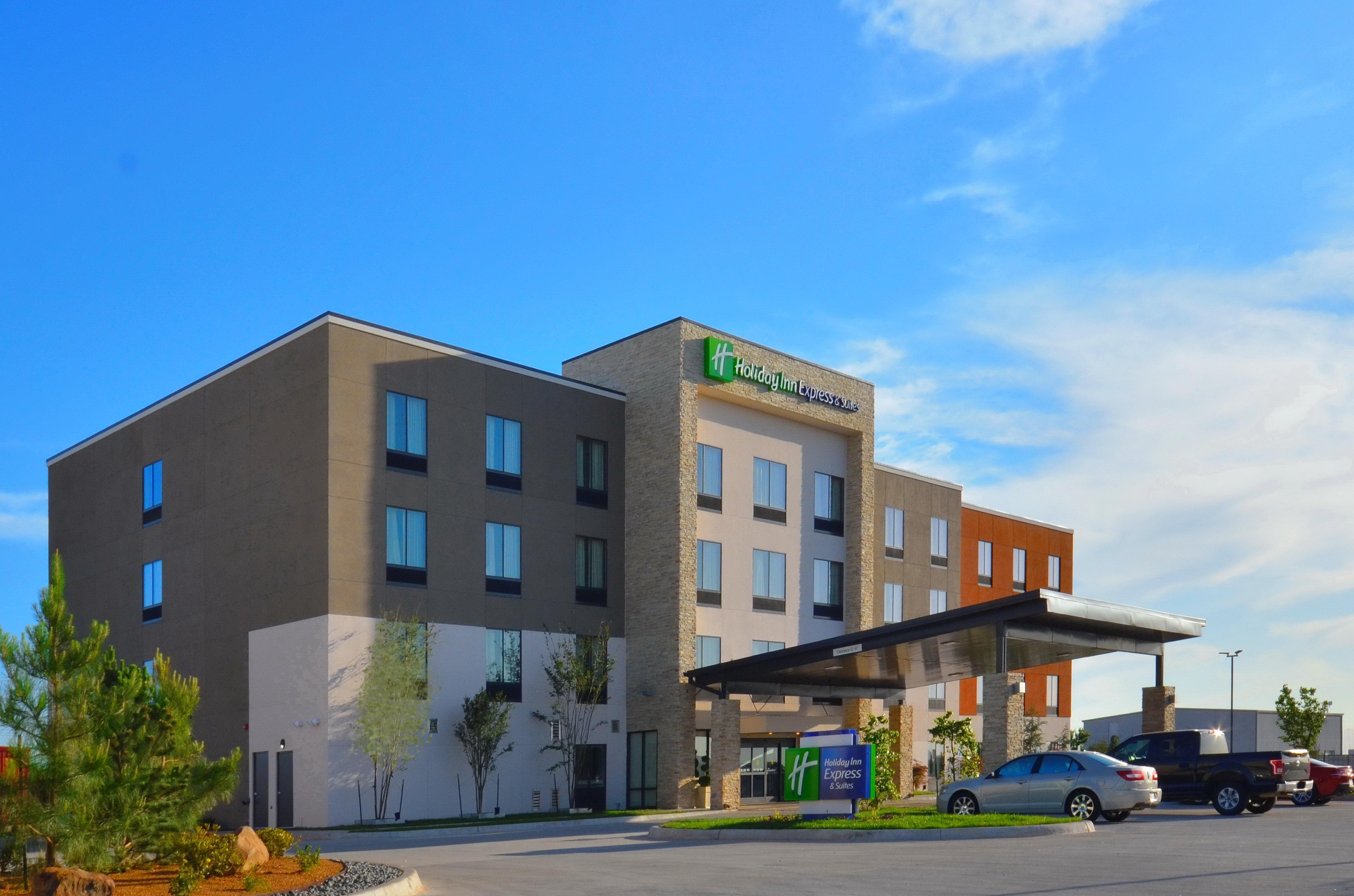 Holiday Inn Express & Suites Oklahoma City Mid - Arpt Area By Ihg Exteriör bild