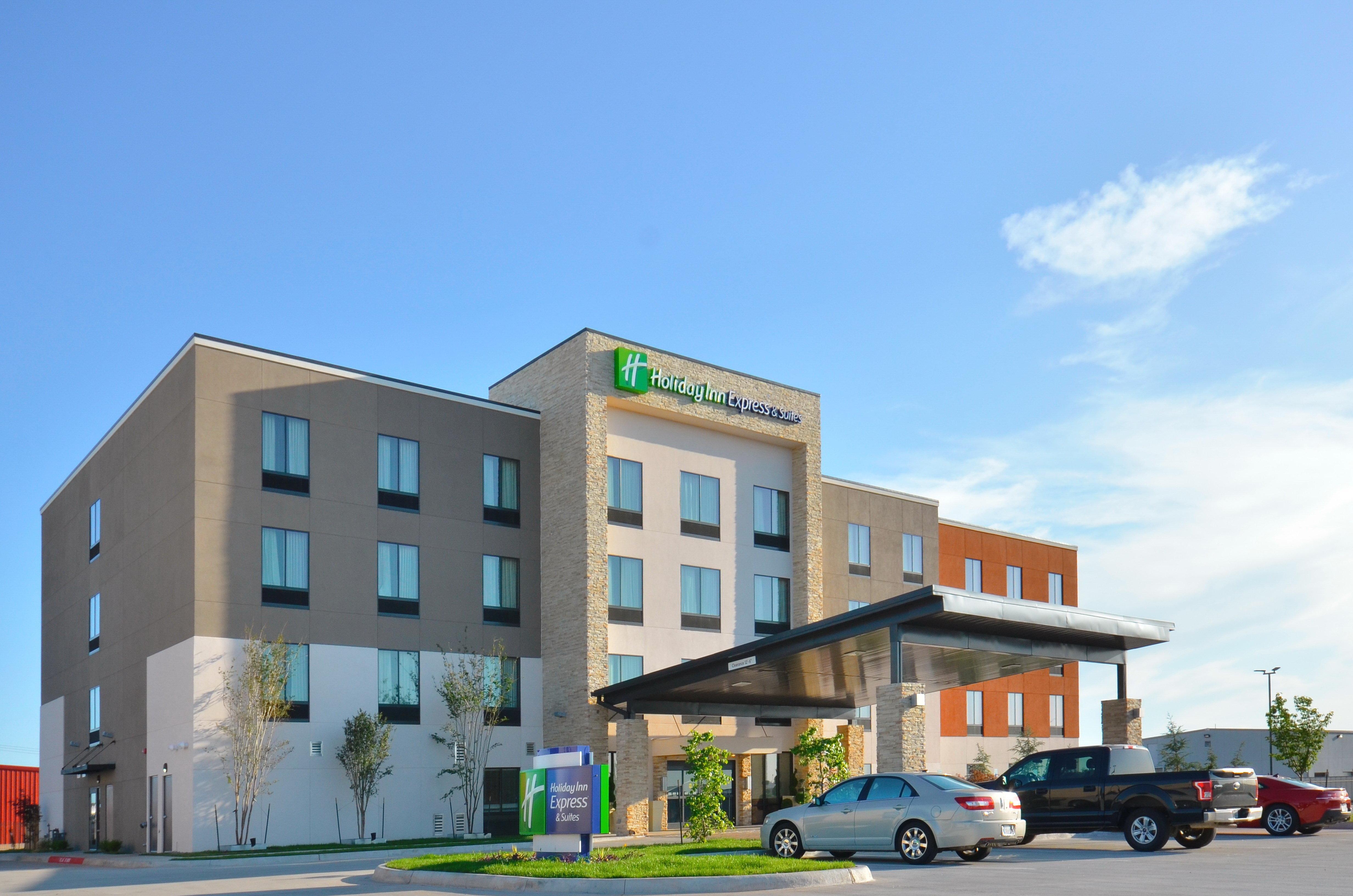 Holiday Inn Express & Suites Oklahoma City Mid - Arpt Area By Ihg Exteriör bild